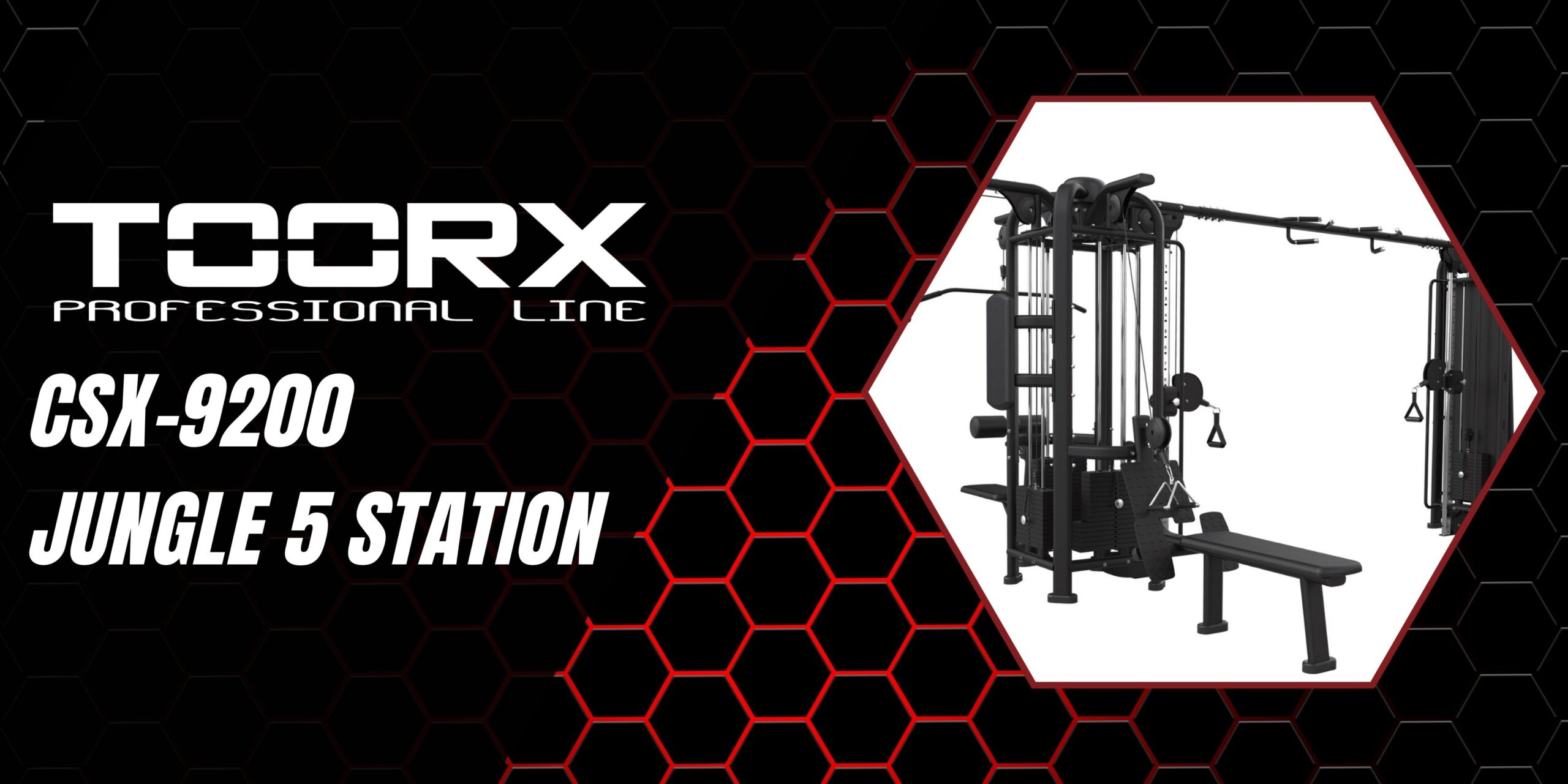 Toorx CSX-9200 Jungle 5 Station Toorx CSX-9200 Jungle 5 Station odlikuje izjemna kombinacija inovativnosti in funkcionalnosti, zaradi česar je idealna izbira za komercialno uporabo. Ta naprava zagotavlja gladko in natančno delovanje pri vseh vadbah, kar je doseženo z visokokakovostnim sistemom škripcev PREMIUM GRADE in ležaji iz legiranega jekla. Ta dva elementa skupaj zagotavljata, da se vsaka vaja izvaja brez nepotrebnih prekinitev ali tresljajev, kar je ključnega pomena za varnost in učinkovitost treninga. Z jeklenimi pletenimi kabli, prevlečenimi s poliuretanom, naprava CSX-9200 obljublja dolgotrajnost in odpornost proti obrabi, kar je še posebej pomembno v komercialnih fitnesih, kjer se naprave uporabljajo intenzivno in pogosto. Ta značilnost zagotavlja, da bo naprava ohranila svojo funkcionalnost in zanesljivost skozi leta, kar je pomemben vidik za fitnese, ki želijo svojim strankam zagotoviti stalno kakovost storitev. Naprava ponuja širok spekter možnosti vadbe z raznolikimi stacki uteži: Crossover 2 x 70 kg, lat naprava 95 kg, škripec 102,5 kg in triceps 60 kg. Ta raznolikost omogoča uporabnikom, da ciljajo na različne mišične skupine z eno samo napravo, kar optimizira prostor in čas v fitnesu. Uporabniki lahko brez težav preklapljajo med vajami, kar povečuje dinamičnost in učinkovitost njihovih treningov. Dodatna prednost Toorx CSX-9200 je njen dizajn, ki je ne le funkcionalen, ampak tudi estetsko privlačen. Robusten okvir iz težkih jeklenih cevi, dvojno trpežno barvanje s prašnim premazom, ki je odporno proti praskam, in skladnost z mednarodnimi standardi kakovosti (EN20957-1 / EN957-2 razred S) poudarjajo zavezanost blagovne znamke Toorx kakovosti in zanesljivosti. Zato je Toorx CSX-9200 Jungle 5 Station več kot le fitnes naprava; je celovita rešitev za komercialne prostore, ki iščejo zanesljivo, trajno in vsestransko opremo za trening. Ta naprava predstavlja idealno ravnovesje med kakovostjo, funkcionalnostjo in estetiko, zagotavljajoč, da bo vsak trening ne le učinkovit, ampak tudi prijeten. Premium sistem škripcev: Zagotavlja natančno in gladko delovanje zahvaljujoč visokokakovostnim ležajem. Jekleni kabli: Odpornost in dolga življenjska doba zaradi pletenih jeklenih kablov s poliuretansko prevleko. Raznolike uteži: Omogoča celovit trening celotnega telesa s prilagodljivimi utežnimi bloki. Vsestranskost: Zasnovana za vadbo vseh glavnih mišičnih skupin z minimalno potrebo po menjavi naprav. Maksimalna teža uporabnika: 150 Kg Uporaba: profesionalna / komercialna Okvir: Struktura iz ovalnih, težkih jeklenih cevi 50 x 100 mm - debelina 3 mm. Teža: 750 kg Dimenzije postavitve: 4980 x 3580 x 2280 mm Površinska obdelava: Dvojno trpežno barvanje s prašnim premazom, odporno proti praskam Skladnost: EN20957-1 / EN957-2 razred S Koda izdelka: CSX-9200