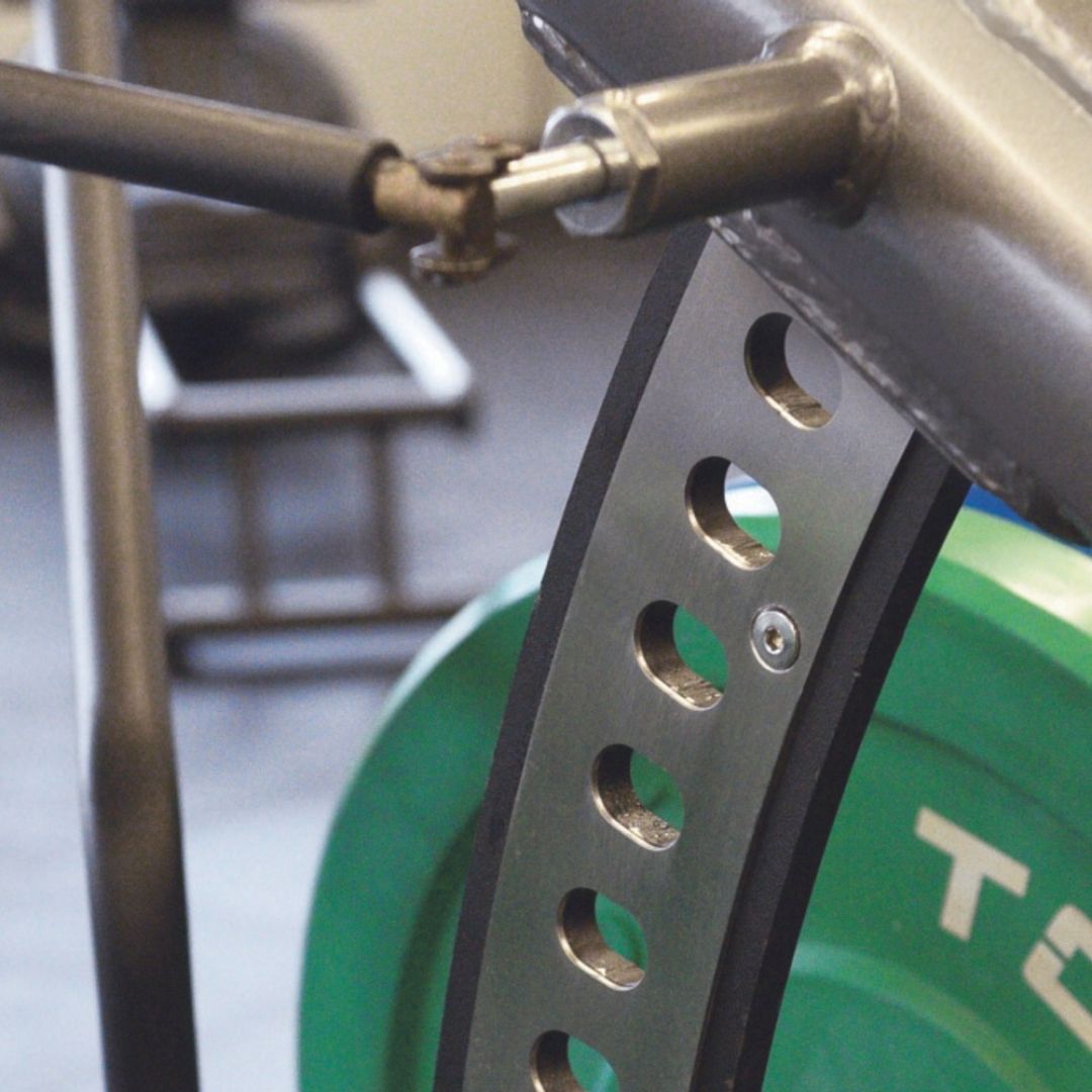 Toorx-FWX-6200-Hack-Squat-–-Plate-Loaded-naprava-za-potisk-z-nogami-3-1